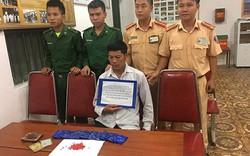 Tóm gọn đối tượng vận chuyển 2400 viên ma túy về Việt Nam