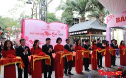 Khai mạc Phố Sách Xuân Mậu Tuất 2018