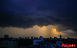 Hà Nội: cảnh báo mưa dông, tố lốc trên diện rộng