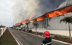 Móng Cái: Cháy lớn tại nhà kho của công ty TNHH Texhong Ngân Long