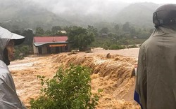 Nhiều tuyến đê bị vỡ, Nghệ An thiệt hại nặng nề sau bão Sơn Tinh