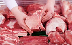 Thịt lợn đông lạnh giá rẻ đi về đâu?