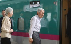 Con đường “nghỉ hưu” gian nan của Nhật hoàng Akihito