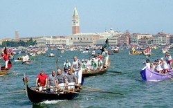 Venice dọa bỏ tù “khách du lịch có hành vi xấu”