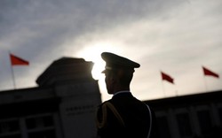 Trung Quốc mạnh mẽ xoay trục con đường thịnh vượng