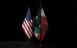 Sóng gió khốc liệt Iran, Mỹ phá rào ranh giới?