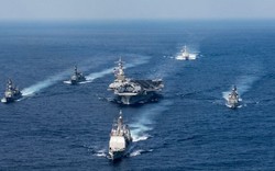 Đoàn công tác liên ngành Việt Nam thăm tàu sân bay USS Carl Vinson