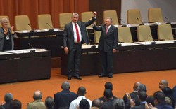 Chủ tịch nước và Thủ tướng chúc mừng tân Chủ tịch Cuba