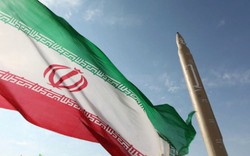Mỹ chớp nhoáng tấn công nguồn tiền quân sự Iran