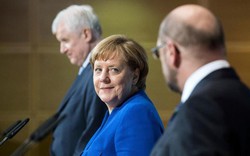 Sức ép khủng hoảng liên minh, bà Merkel muốn nhờ EU vượt cạn