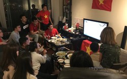 CĐV Việt Nam tại Nhật Bản không nấu cơm để xem bóng đá 