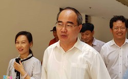 Bí thư Thành ủy TP.HCM Nguyễn Thiện Nhân “vi hành” đến khu ở của cư dân Thủ Thiêm 
