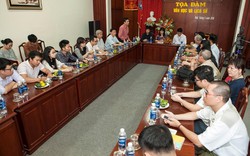 Tổ chức chương trình giao lưu, tọa đàm về văn học tại Thừa Thiên - Huế
