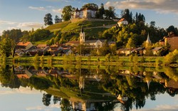 Ngắm thị trấn Sevnica yên bình - quê hương của đệ nhất phu nhân nước Mỹ