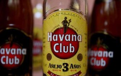 Thiếu tiền, Cuba tính trả nợ CH Czech bằng... rượu Rum