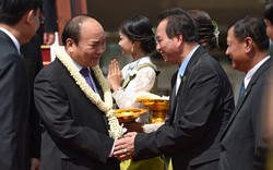 Thủ tướng tới Siem Reap dự Hội nghị cấp cao CLV 9