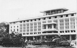 Sài Gòn ngày 30/4/1975 qua góc nhìn của phóng viên chiến trường
