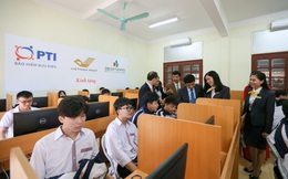 PTI và Bưu điện tỉnh Lạng Sơn trao tặng phòng máy tính cho trường THPT Việt Bắc
