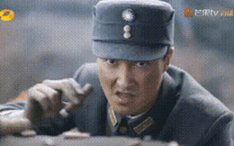 Phim mới của "bạn trai Địch Lệ Nhiệt Ba" vừa lên sóng đã có nguy cơ dừng chiếu vì loạt tình tiết ảo phát bực