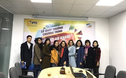 Khách hàng trúng xe SH trong chương trình khuyến mại “Mua Bảo An Khang – Trúng xe SH” của PTI
