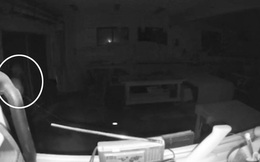 Lắp camera giám sát, chàng trai hoảng hồn khi thấy bóng ma và âm thanh lạ vào lúc 3h sáng
