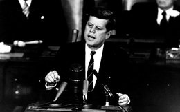 Không chế tạo tên lửa, cũng không biết nhiều về vũ trụ, John F. Kennedy đã dùng thuật lãnh đạo đại tài giúp Mỹ ‘vượt mặt’ Liên Xô như thế nào?