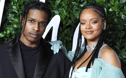 Mới chia tay tỷ phú, Rihanna đã hẹn hò tình mới với danh tính bất ngờ: Thì ra là rapper quyền lực, còn tự xác nhận vì 7 năm chịu kiếp “friendzone”