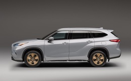 Ra mắt Toyota Highlander Bronze Edition: 6 chỗ, nhiều chi tiết vàng đồng, về Việt Nam giá cỡ 4 tỷ đồng
