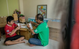 Câu chuyện trao tử tế, nhận yêu thương của bác tài Grab trong mùa dịch