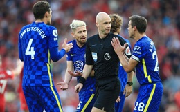 Gần 50.000 fan Chelsea ký đơn đòi cấm trọng tài Anthony Taylor vì chiếc thẻ đỏ tranh cãi