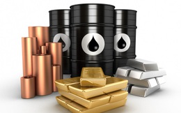 Thị trường ngày 31/8: Giá dầu tăng, nhôm cao nhất trong 13 năm, vàng giảm
