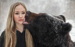 Cứu gấu con khỏi rạp xiếc, cô gái Nga tìm thấy bạn thân trọn đời