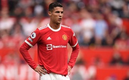 Những hình ảnh đầu tiên của Ronaldo trong màu áo MU ở trận ra mắt thứ hai