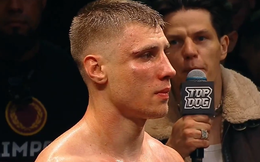 Tay đấm có hành động khiến nhiều người sợ hãi sau khi bị đối thủ hạ knock-out