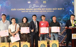 PN Holding bàn giao sổ cho cư dân PNR Estella