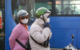 Không khí se lạnh tháng cuối năm, người dân TP.HCM mặc áo len ra đường 