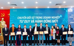 FPT Long Châu được vinh danh là doanh nghiệp chuyển đổi số tiêu biểu 2022