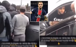 Cầu thủ PSG bị fan chặn xe quát tháo giữa đường