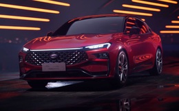 Đối thủ nặng ký của Toyota Camry chính thức chốt giá với mức rẻ đến khó tin, chưa đến 600 triệu đồng