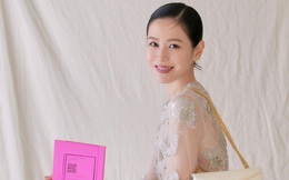 Gần triệu người phát sốt vì Son Ye Jin tự đăng ảnh diện váy cưới?