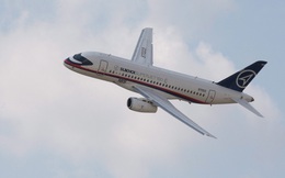 Máy bay Nga &quot;cực khổ&quot; đi vòng 15.000 km để đón các nhà ngoại giao bị trục xuất