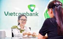 Vietcombank &quot;quay xe&quot;, chính thức giảm mạnh phí dịch vụ SMS Banking