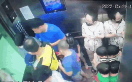Hà Nội: Người đàn ông vô cớ đánh đập cô gái đi cùng thang máy chung cư