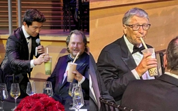 Rầm rộ khoảnh khắc tài tử Shang-Chi mời Bill Gates trà sữa trân châu và phản ứng đặc biệt của nam tỷ phú ở lễ trao giải
