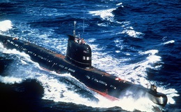 Tàu ngầm Foxtrot của Liên Xô: Sự cố hy hữu ở Cam Ranh và màn 'tái xuất' gây kinh ngạc