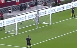FIFA ra luật mới: Cấm thủ môn nhảy nhót khi bắt phạt đền
