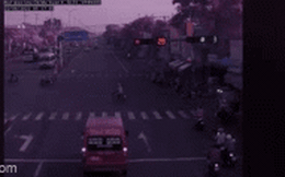 Góc camera khác vụ xe khách Hoa Mai tăng tốc 87km/h, gây tai nạn khiến 3 người thương vong