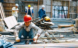 Anh công nhân đi làm thuê &quot;thức tỉnh&quot; nhờ bữa ăn tiền triệu: Chấp nhận đánh mất tiền lương 5 năm và cái kết không ai ngờ tới