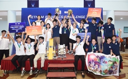 Học sinh 41 trường THPT thi đấu Robot cực gay cấn tại vòng chung kết Vietnam Robotics Challenge