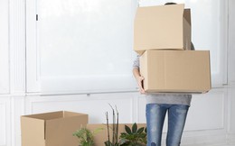Gánh nặng lạm phát - tiền lương quá nặng nề, cả người trẻ và trung niên ở các nền kinh tế lớn lựa chọn trở về sống với cha mẹ